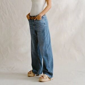 American Eagle Super High Rise Baggy Wide Leg jeans